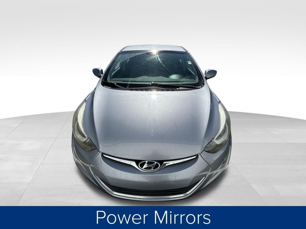 Hyundai Elantra  2016