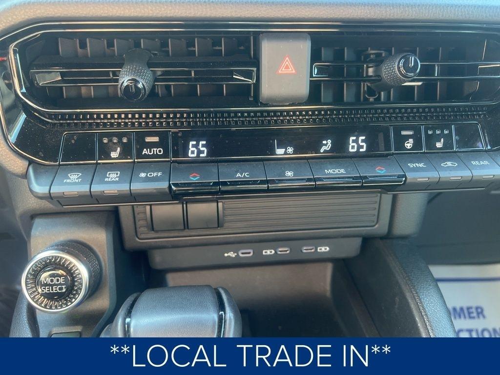 Toyota Land Cruiser Base 2024