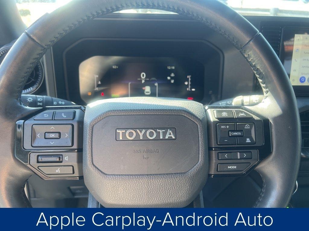 Toyota Land Cruiser Base 2024