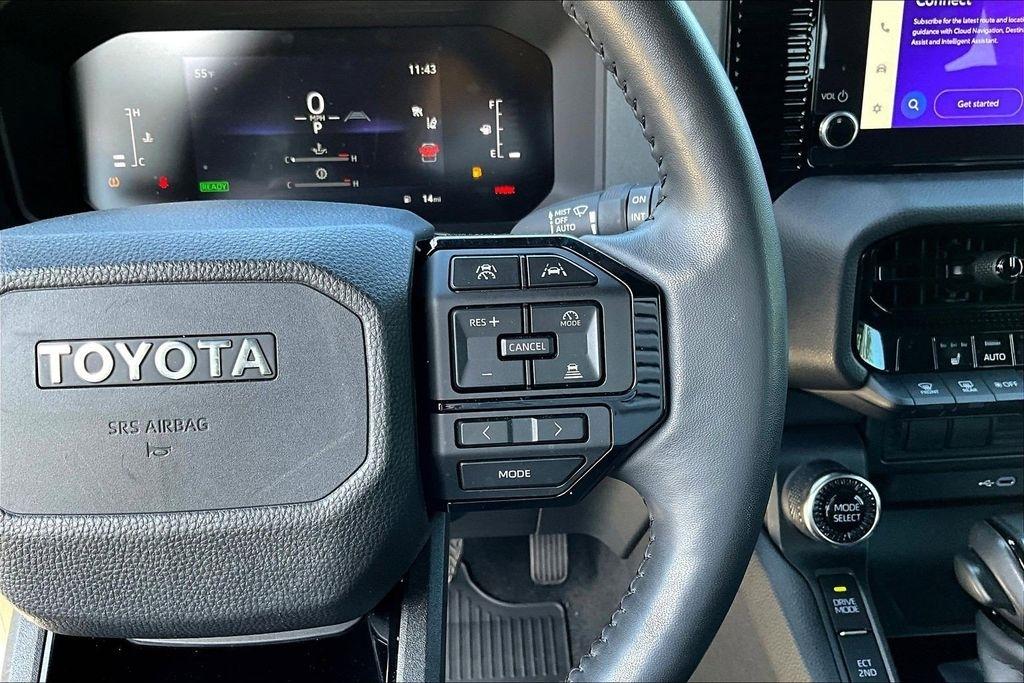 Toyota Land Cruiser Base 2024