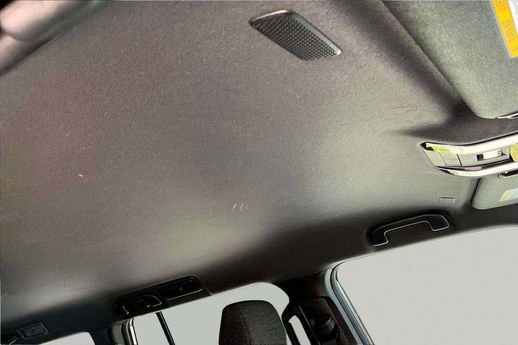 Toyota Land Cruiser Base 2024