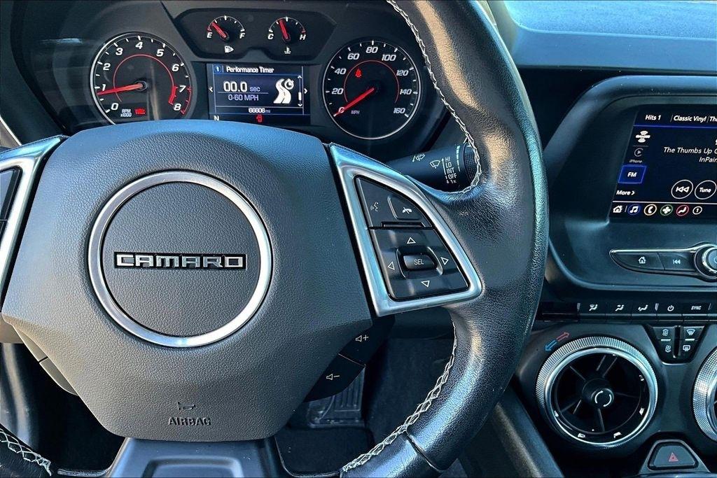 Chevrolet Camaro 2LT Coupe 6M 2022