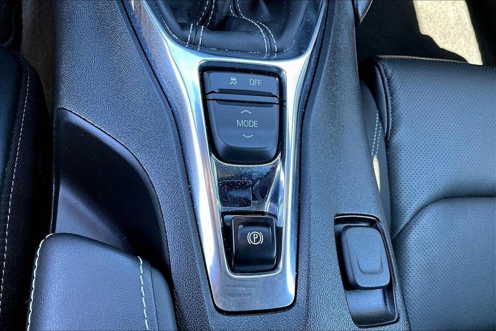 Chevrolet Camaro 2LT Coupe 6M 2022