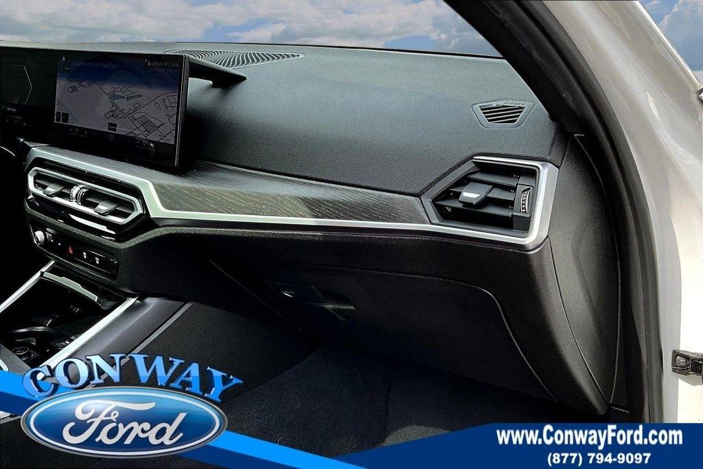 BMW 3-Series 330i 2023