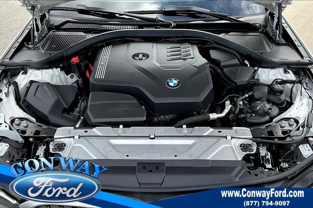 BMW 3-Series 330i 2023