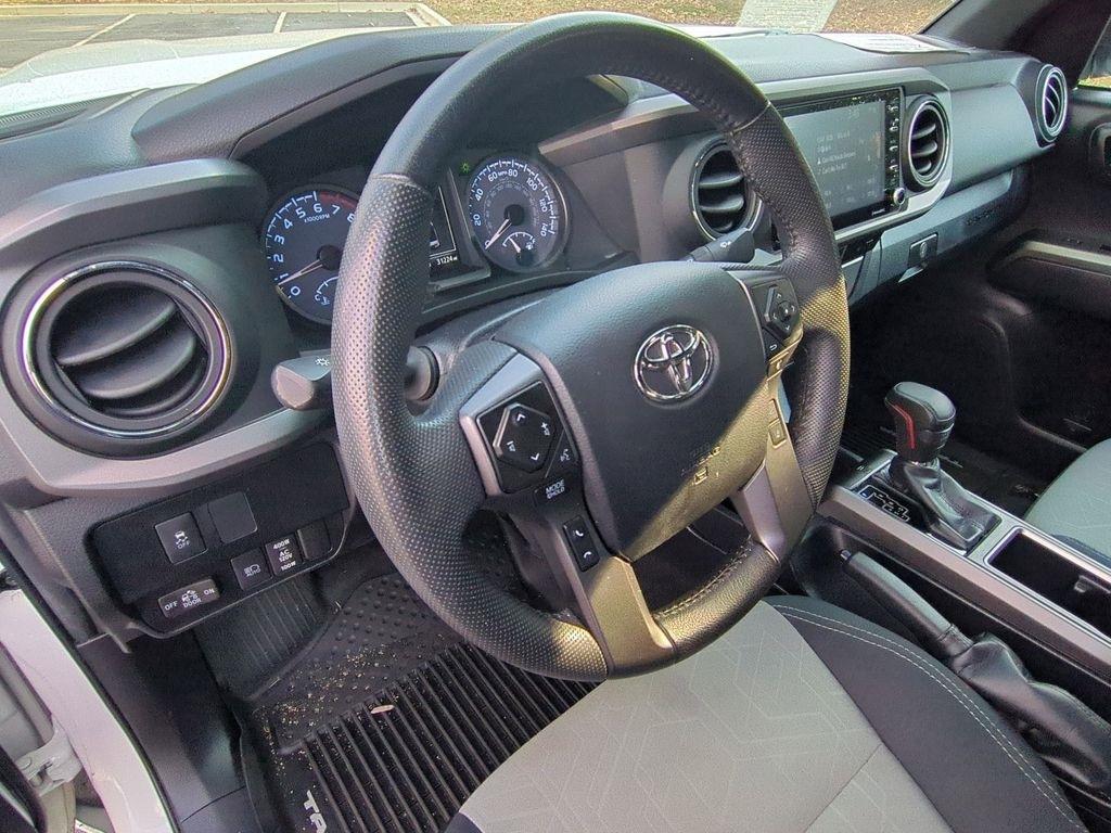 Toyota Tacoma SR5 Double Cab Long Bed V6 6AT 4WD 2022
