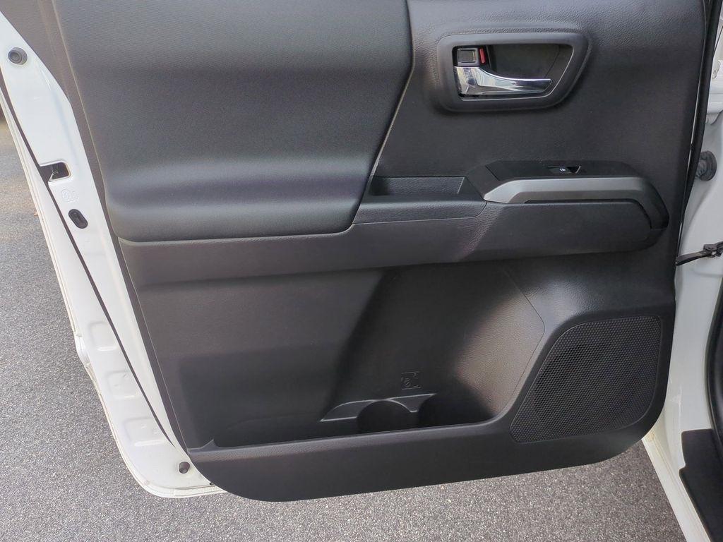 Toyota Tacoma SR5 Double Cab Long Bed V6 6AT 4WD 2022