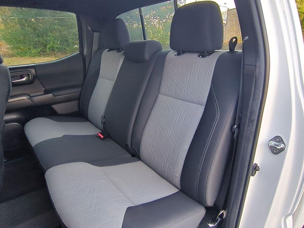 Toyota Tacoma SR5 Double Cab Long Bed V6 6AT 4WD 2022