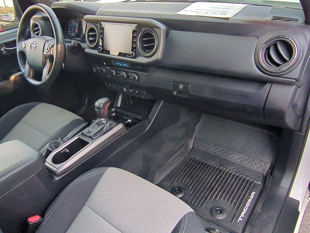 Toyota Tacoma SR5 Double Cab Long Bed V6 6AT 4WD 2022