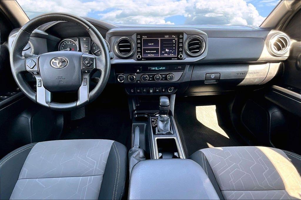 Toyota Tacoma SR5 Double Cab Long Bed V6 6AT 4WD 2022