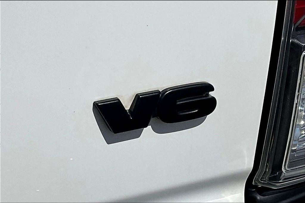 Toyota Tacoma SR5 Double Cab Long Bed V6 6AT 4WD 2022