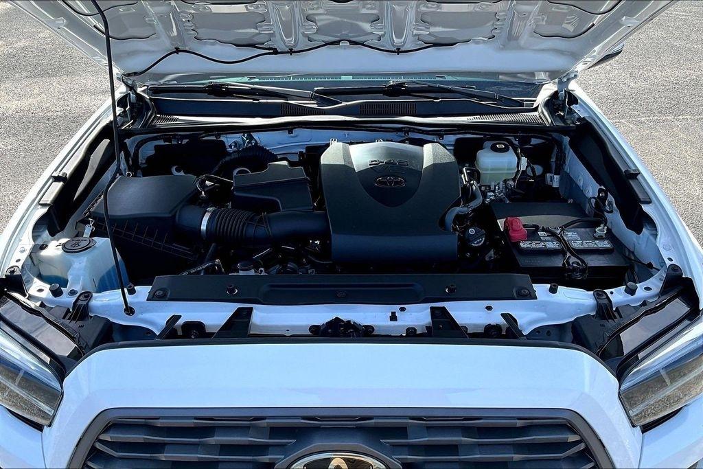 Toyota Tacoma SR5 Double Cab Long Bed V6 6AT 4WD 2022