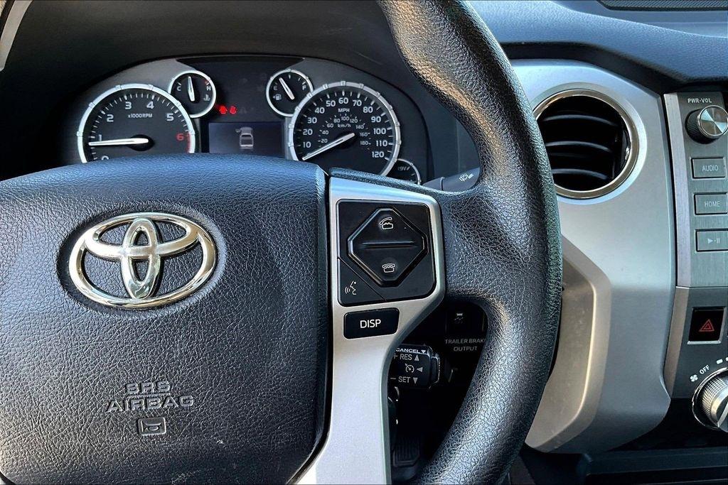 Toyota Tundra SR5 5.7L V8 FFV CrewMax 2WD 2016