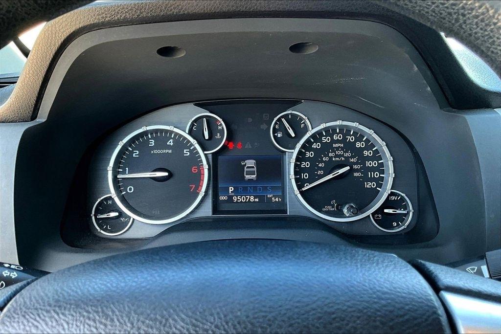 Toyota Tundra SR5 5.7L V8 FFV CrewMax 2WD 2016