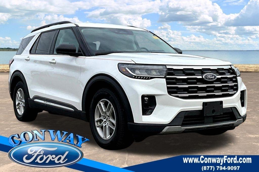 Ford Explorer Active 2025
