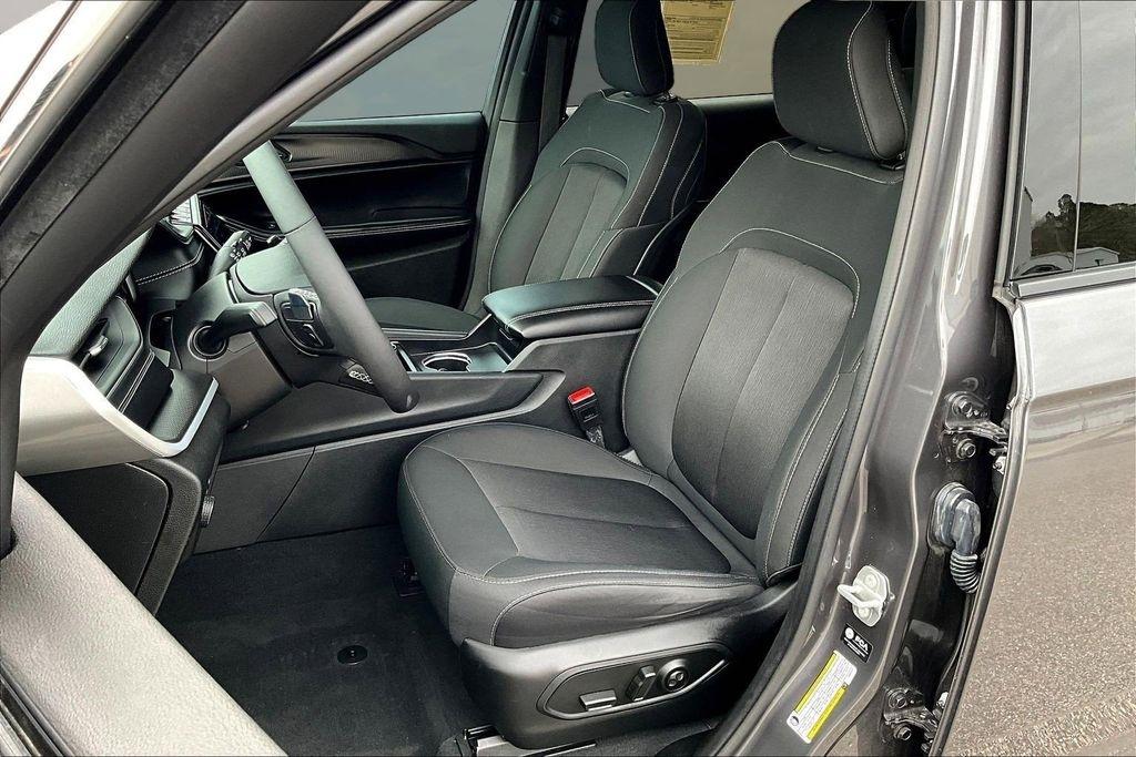 Jeep Grand Cherokee L  2025