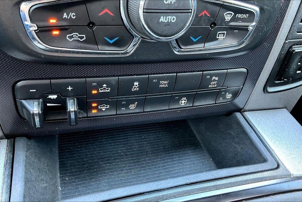 RAM 1500 Rebel Crew Cab SWB 4WD 2017