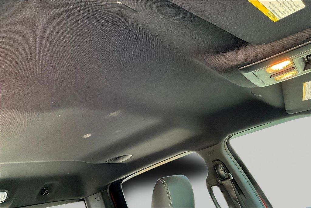 RAM 1500 Rebel Crew Cab SWB 4WD 2017