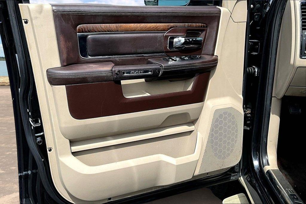 RAM 1500 Longhorn Crew Cab LWB 2WD 2016