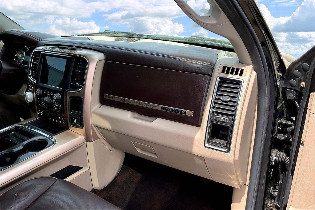 RAM 1500 Longhorn Crew Cab LWB 2WD 2016