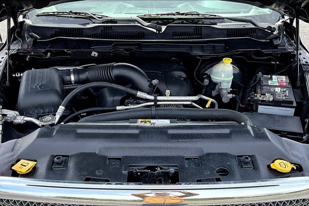 RAM 1500 Longhorn Crew Cab LWB 2WD 2016