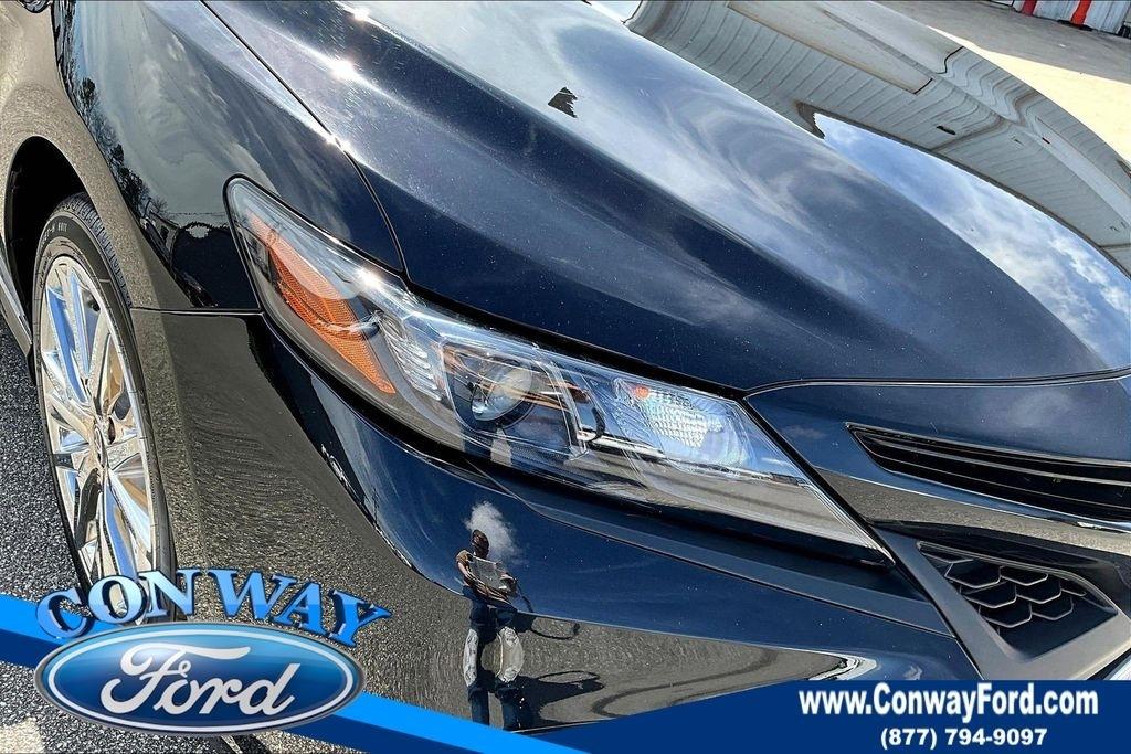 Toyota Camry SE 2023