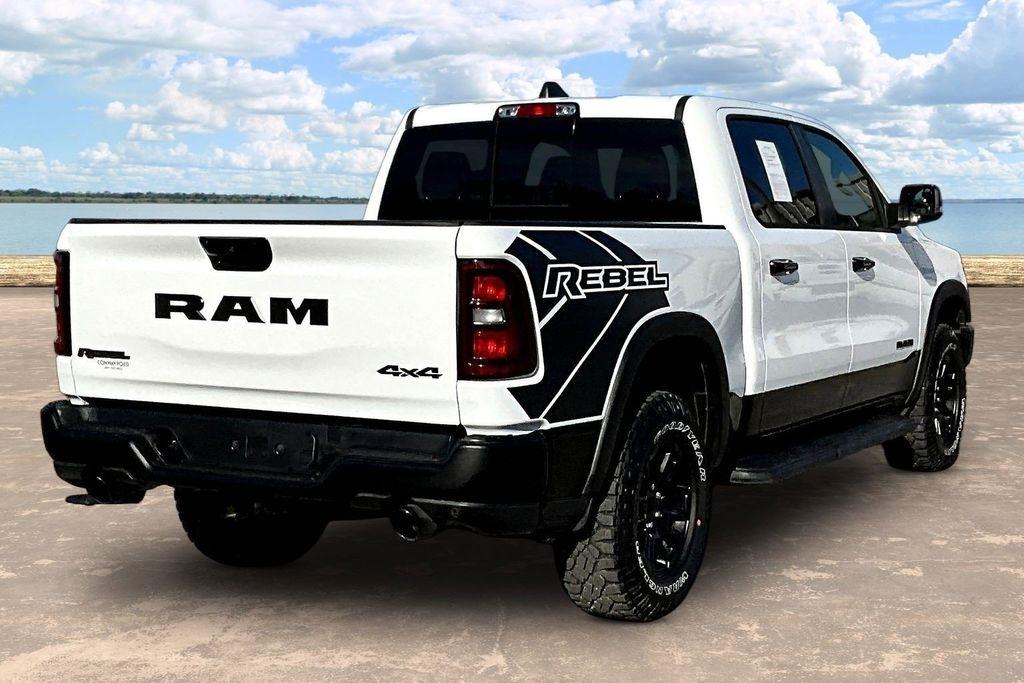 RAM 1500 Rebel Crew Cab SB 4WD 2025