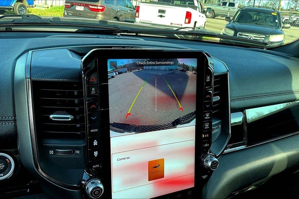 RAM 1500 Rebel Crew Cab SB 4WD 2025