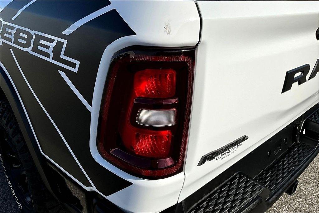 RAM 1500 Rebel Crew Cab SB 4WD 2025