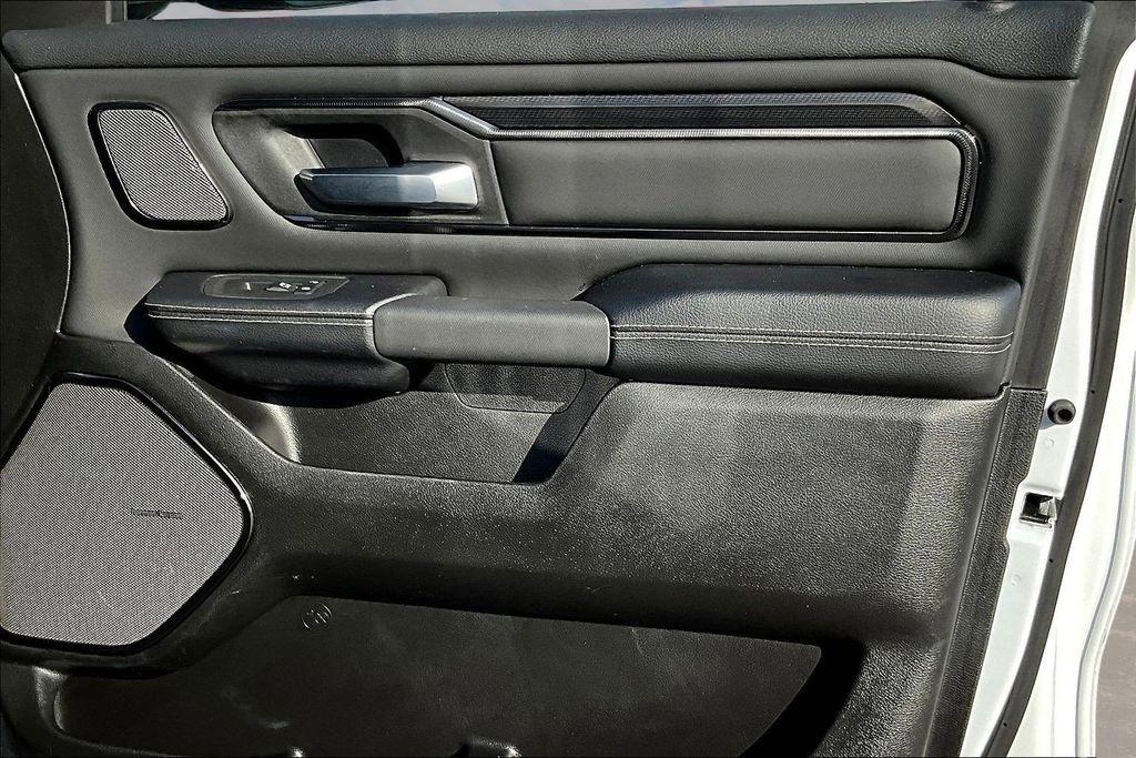 RAM 1500 Rebel Crew Cab SB 4WD 2025