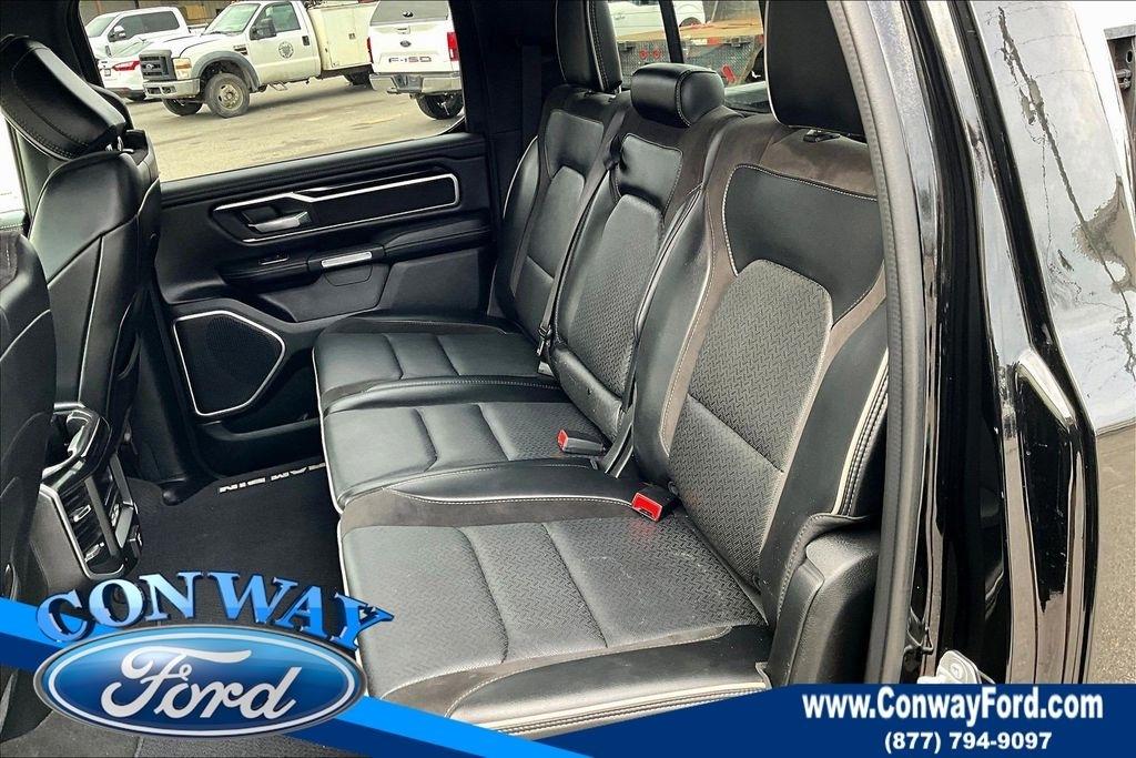 RAM 1500 Laramie Crew Cab SWB 4WD 2020