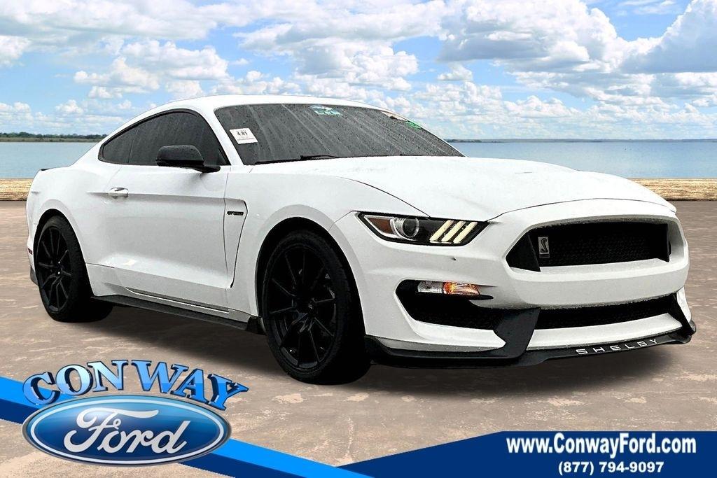 2017 Ford Shelby GT350 Base