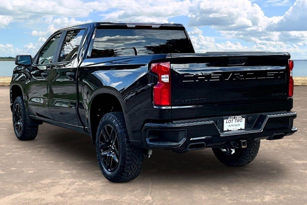 Chevrolet Silverado 1500 Custom Trail Boss Crew Cab Short Box 4WD 2021