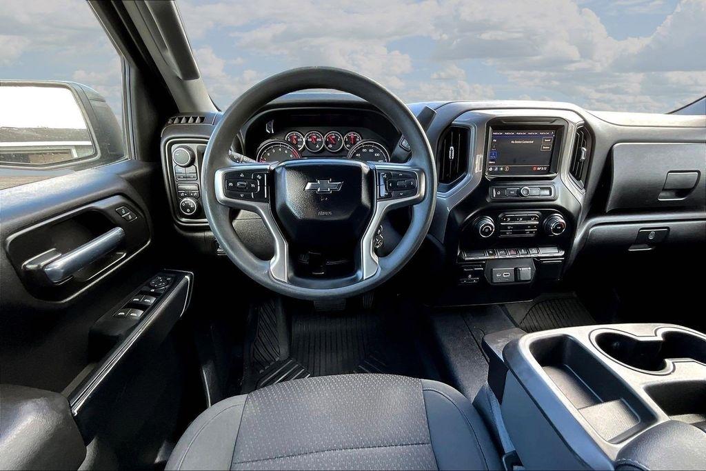 Chevrolet Silverado 1500 Custom Trail Boss Crew Cab Short Box 4WD 2021