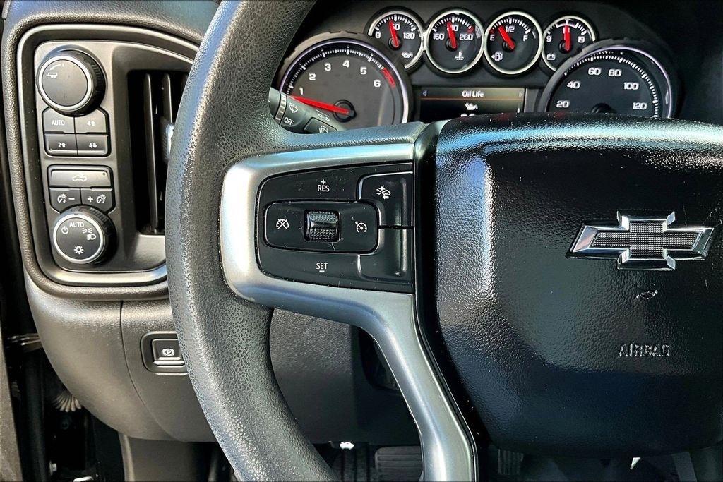 Chevrolet Silverado 1500 Custom Trail Boss Crew Cab Short Box 4WD 2021