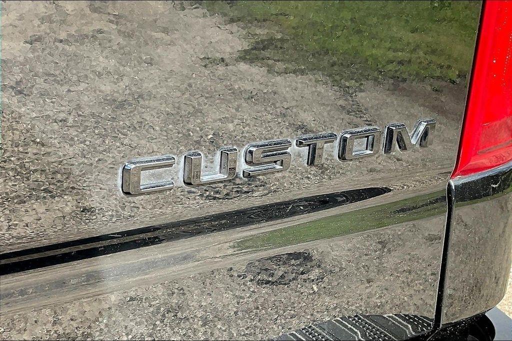 Chevrolet Silverado 1500 Custom Trail Boss Crew Cab Short Box 4WD 2021