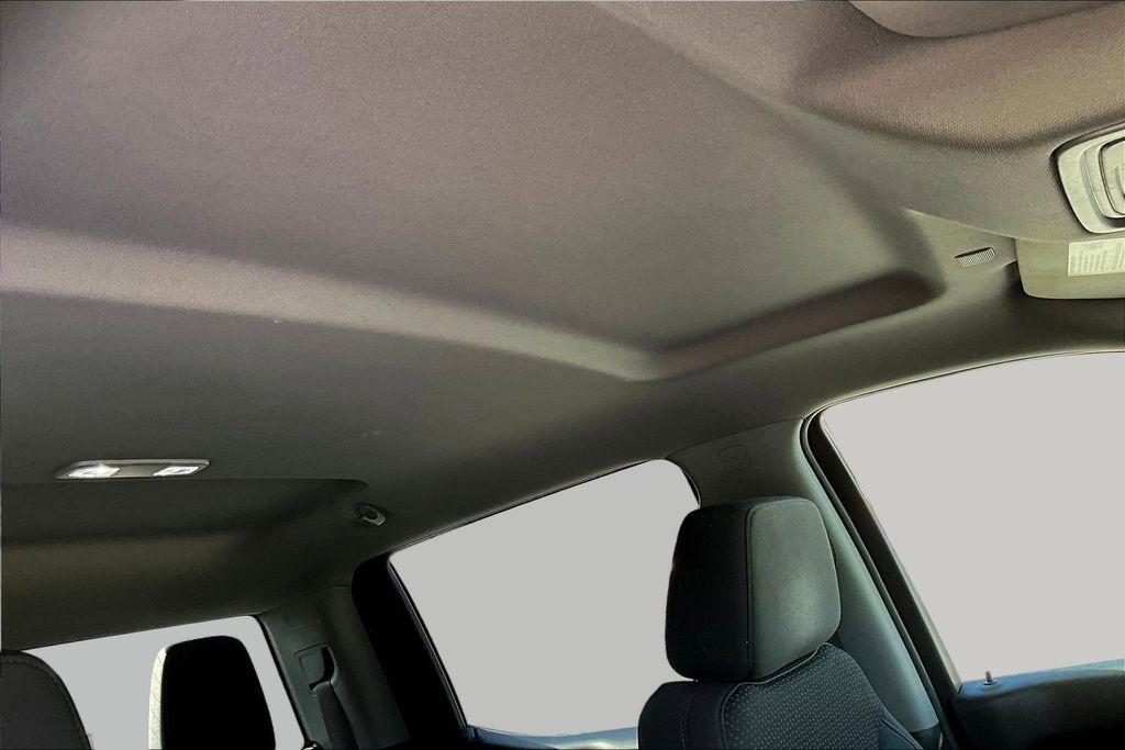 Chevrolet Silverado 1500 Custom Trail Boss Crew Cab Short Box 4WD 2021