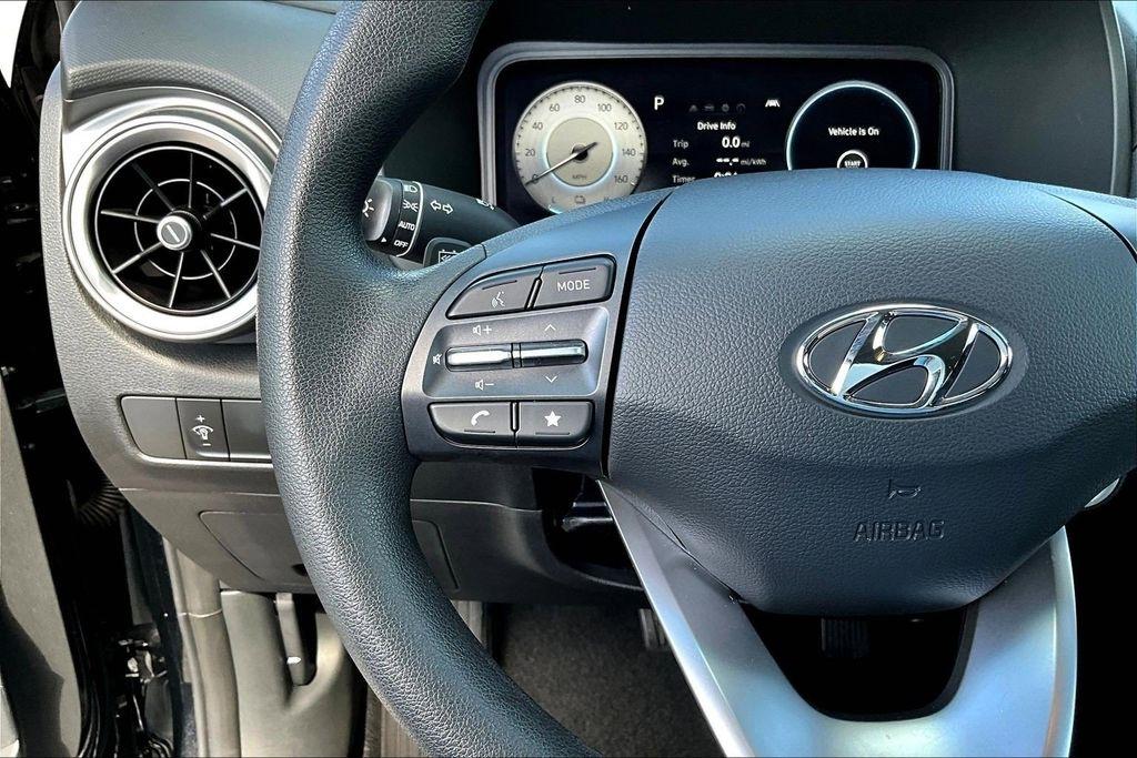 Hyundai Kona EV SEL 2023