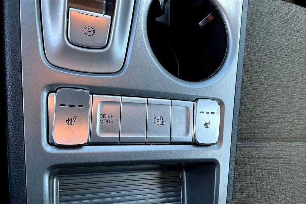 Hyundai Kona EV SEL 2023