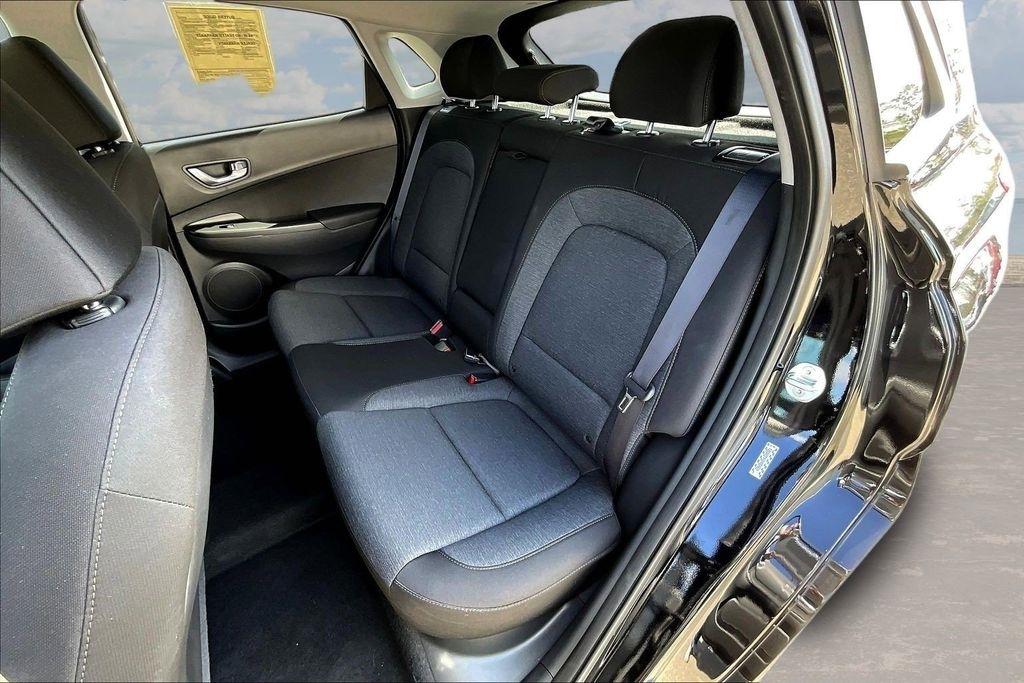 Hyundai Kona EV SEL 2023