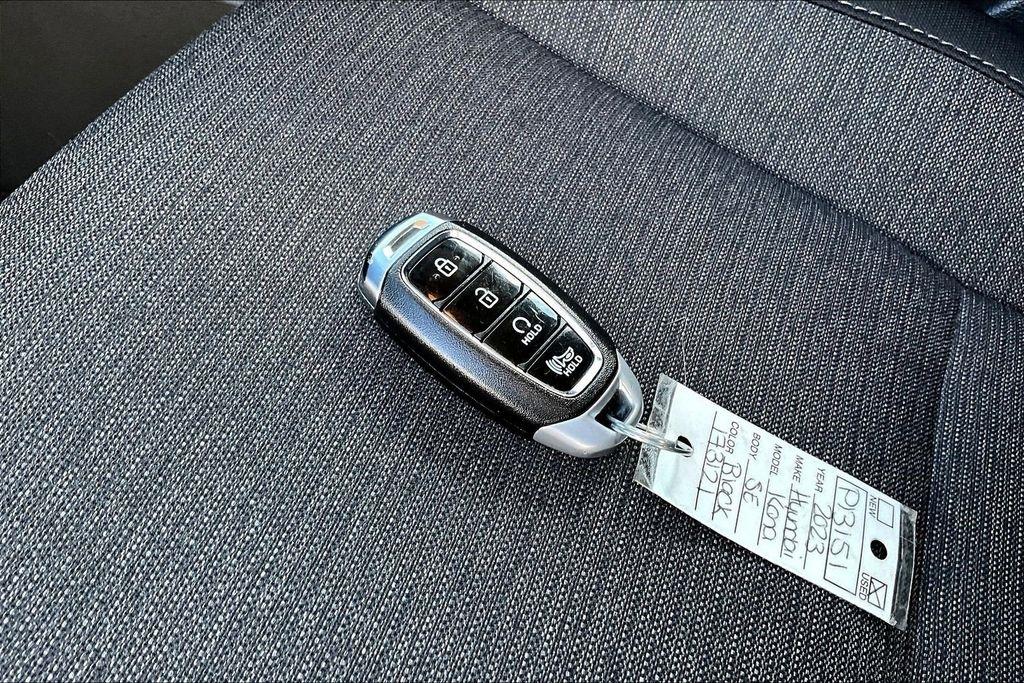 Hyundai Kona EV SEL 2023