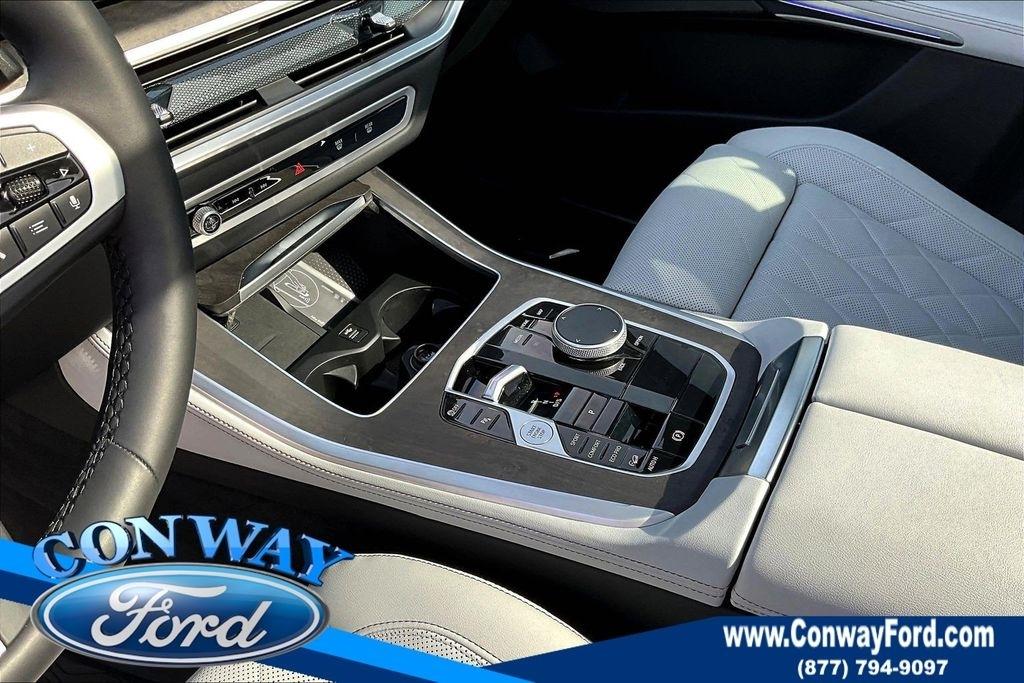 BMW X5 xDrive40i 2025