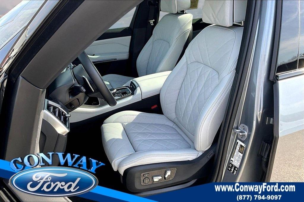 BMW X5 xDrive40i 2025