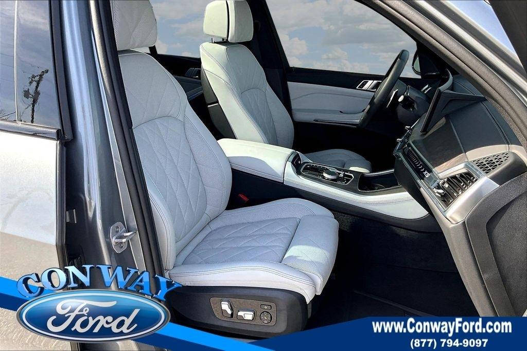 BMW X5 xDrive40i 2025