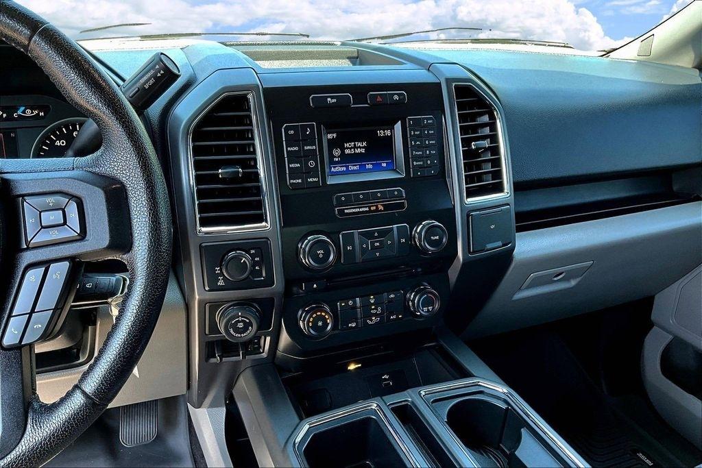 Ford F-150 Lariat SuperCab 8-ft. 4WD 2016