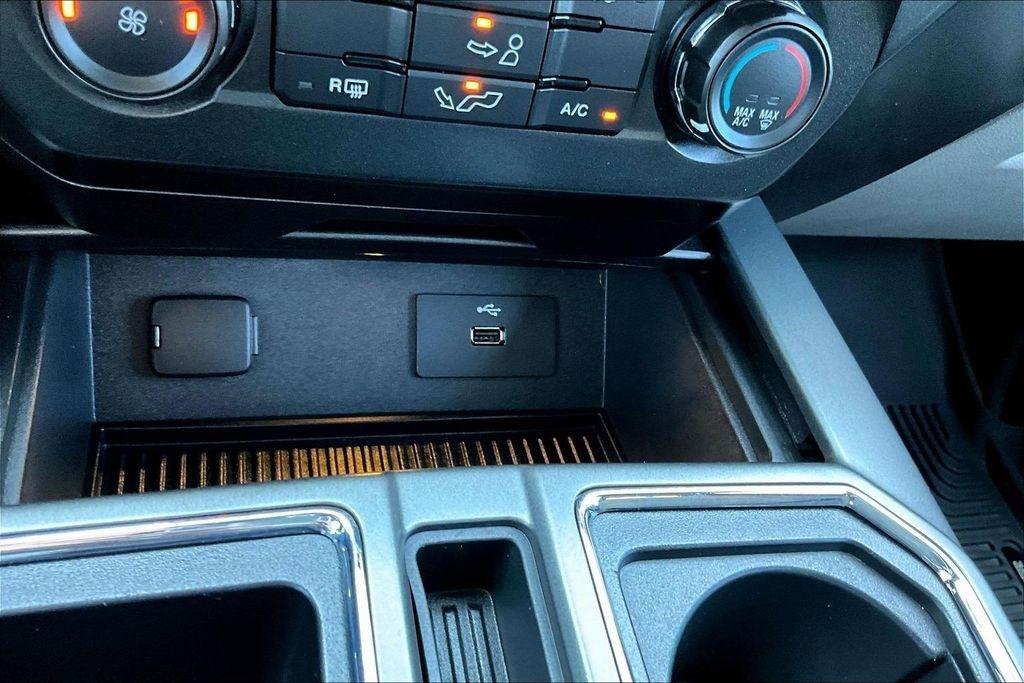 Ford F-150 Lariat SuperCab 8-ft. 4WD 2016