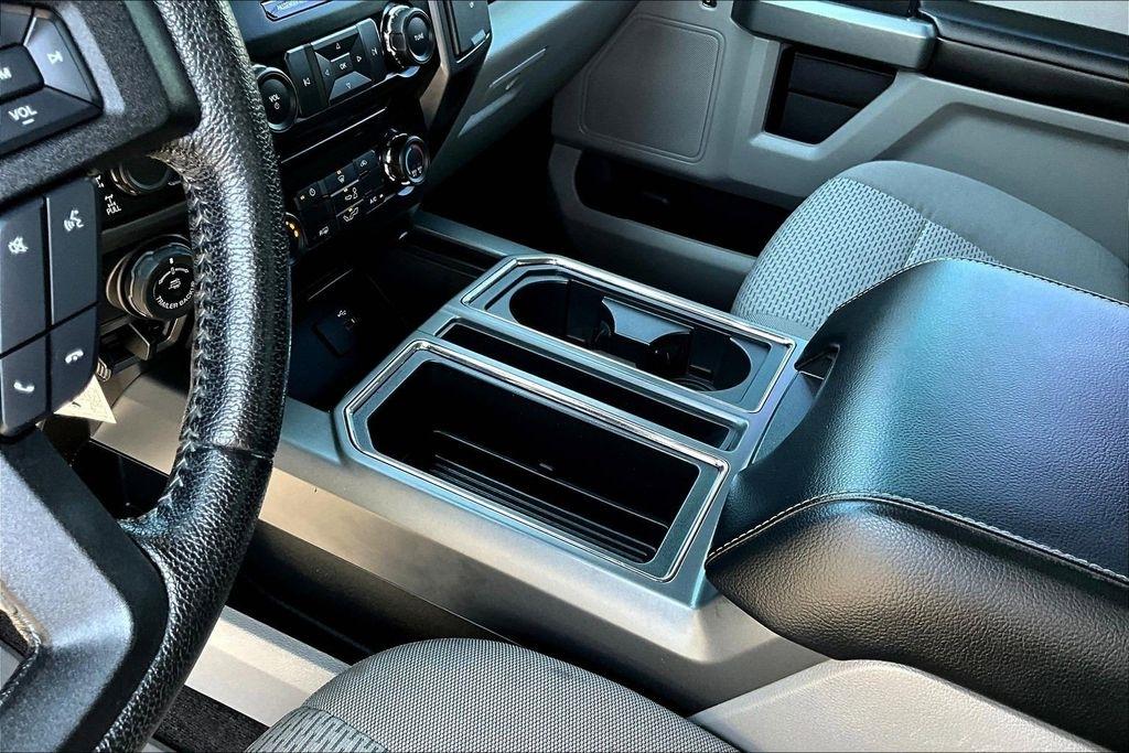 Ford F-150 Lariat SuperCab 8-ft. 4WD 2016