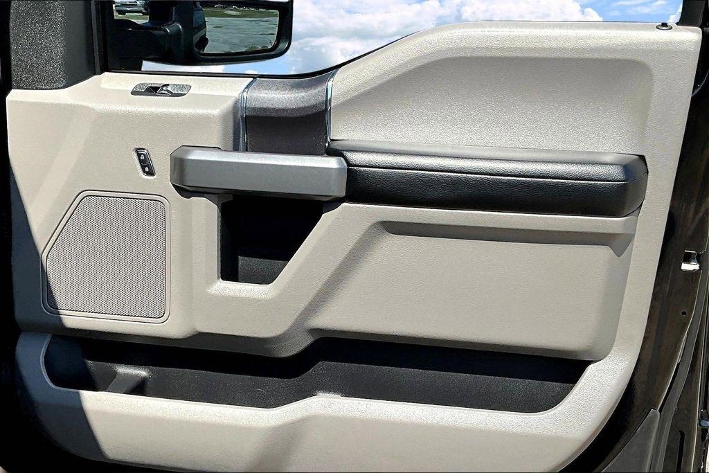 Ford F-150 Lariat SuperCab 8-ft. 4WD 2016