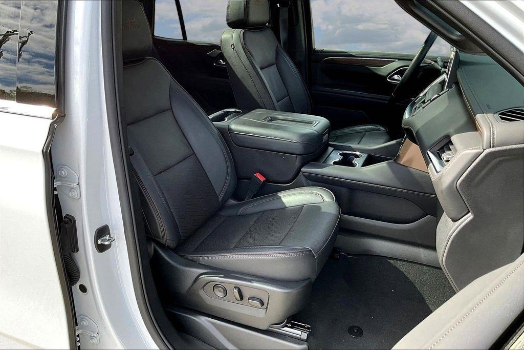 Chevrolet Tahoe High Country 4WD 2024