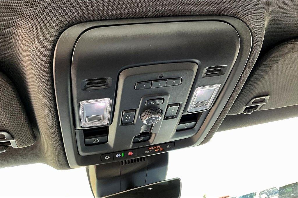 Chevrolet Tahoe High Country 4WD 2024